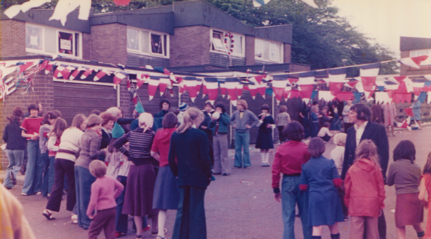 A look back at a Silver Jubilee street party in 1977 A look back at a ...